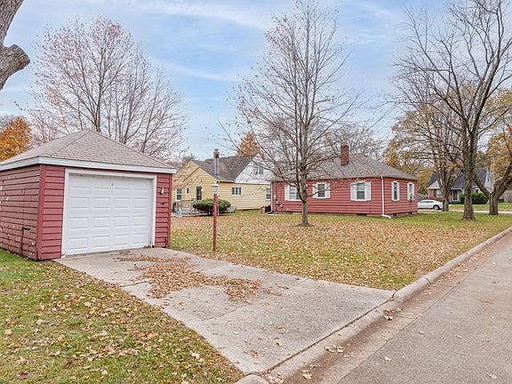 2nd image of 2123 Lawndale Ave