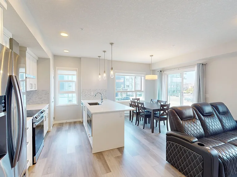 216 Carrington Cres NW — Photo 6