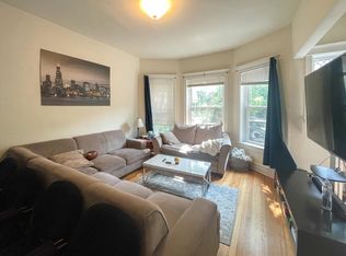 3717 N Racine Ave APT 1, Chicago, IL 60613