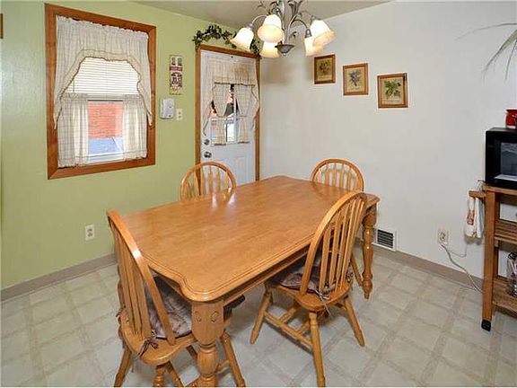 4th image of 803 Lynda Ln
