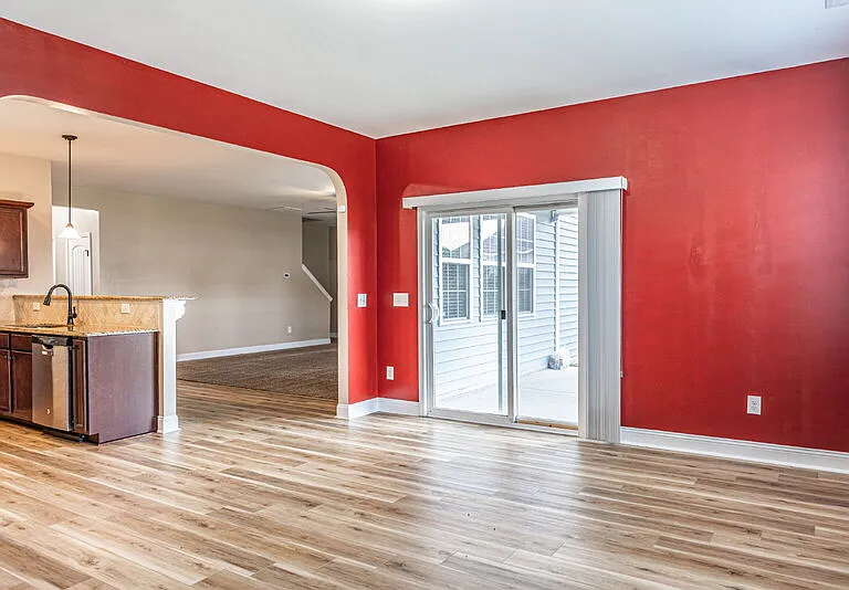 216 Tipperary St — Photo 11