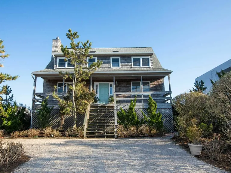 1335 Flying Point Rd — Photo 14