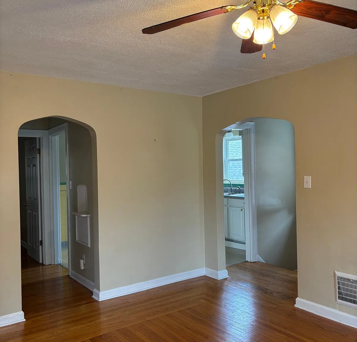 1 bed, 800 sqft, $1,395 — Photo 2