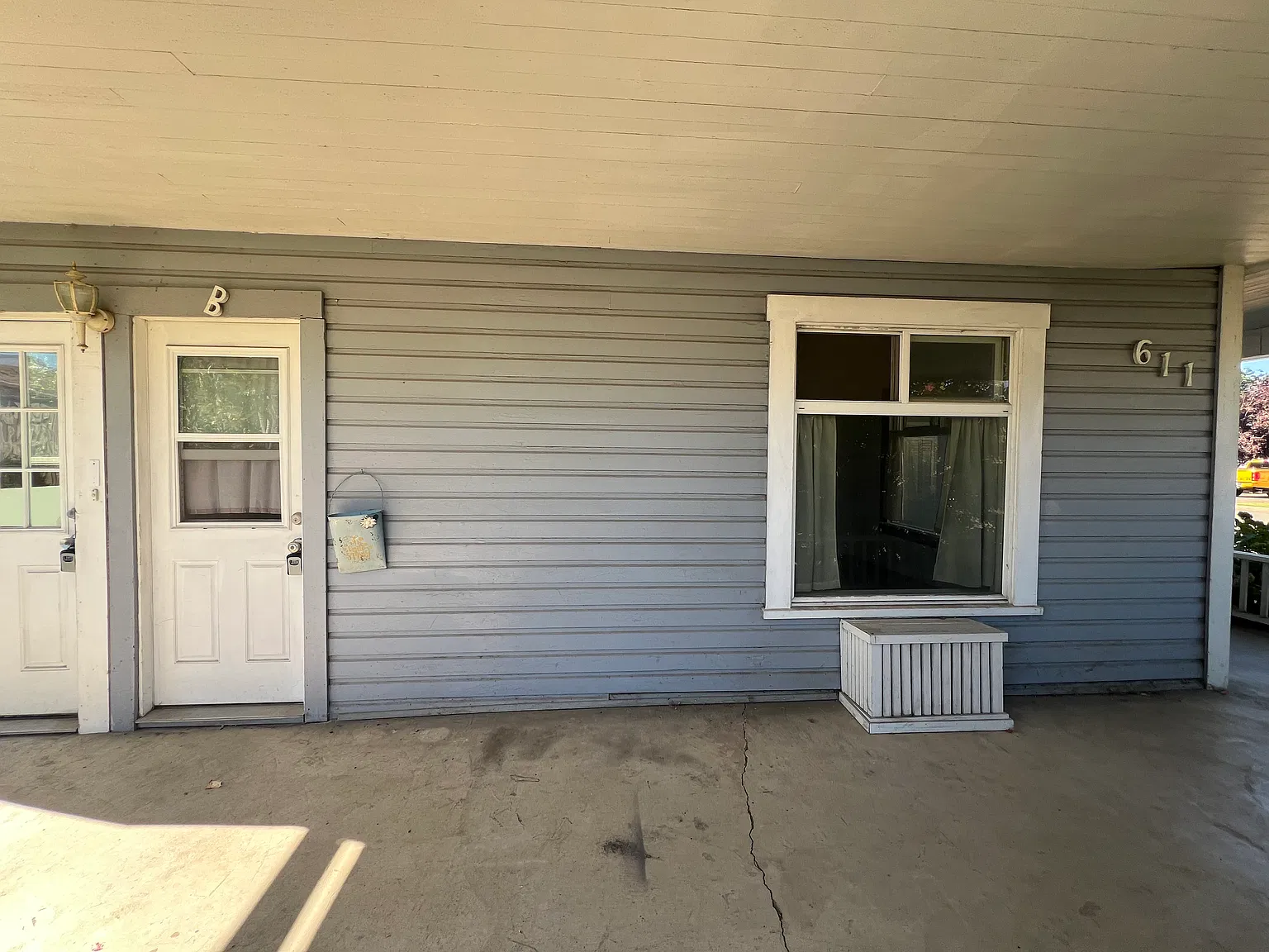 Studio, 557 sqft, $800 — Photo 2