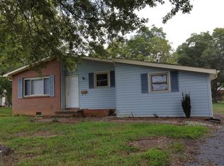 1780 14th Street Pl NE, Hickory, NC 28601