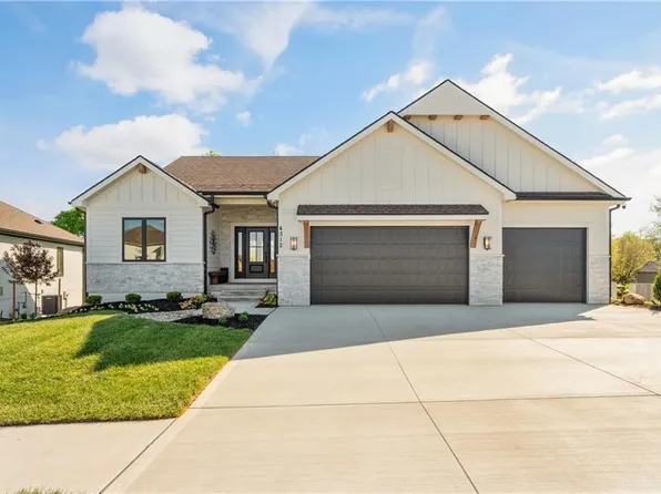 4312 NE Hideaway Dr, Lees Summit, MO 64064