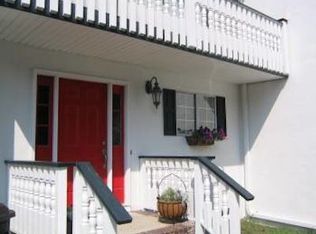 958 Myrtle Ct, Mount Pleasant, SC 29464