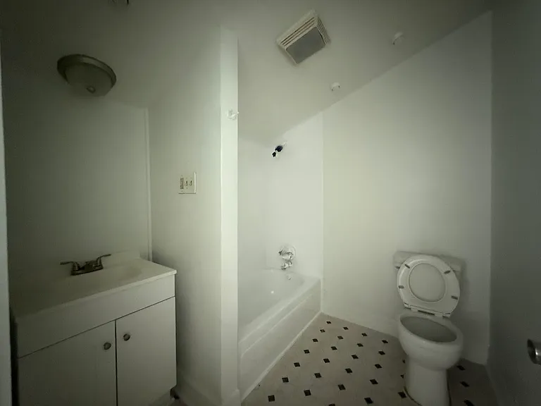 FULL BATH
