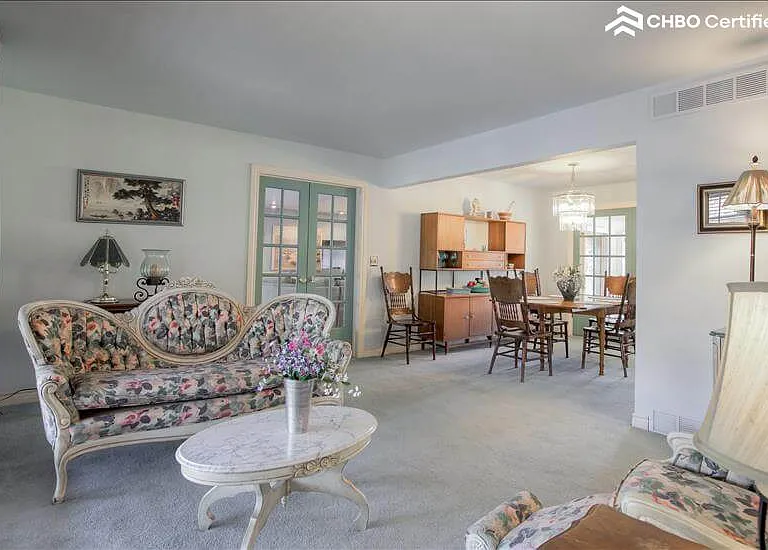 Formal living-Large window looking out to fro