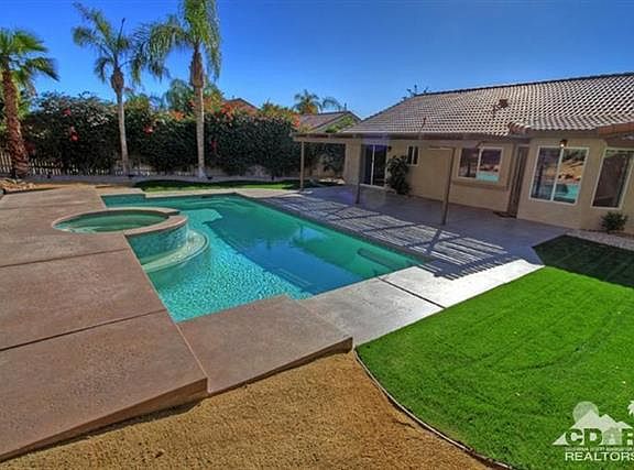 5th image of 78840 La Palma Dr