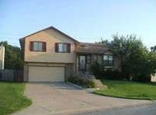 3026 N Hedgetree St, Wichita, KS 67226
