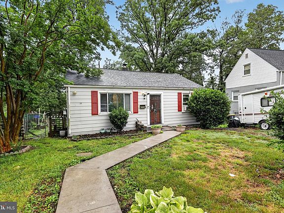 2nd image of 5502 Volta Ave