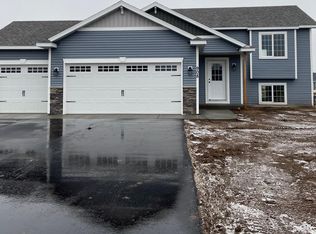 908 7th St NE, Rice, MN 56367