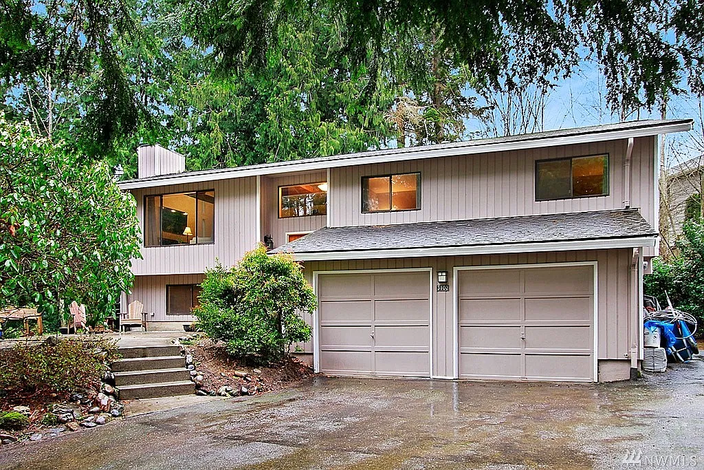 3102 220th Pl SE photo 1
