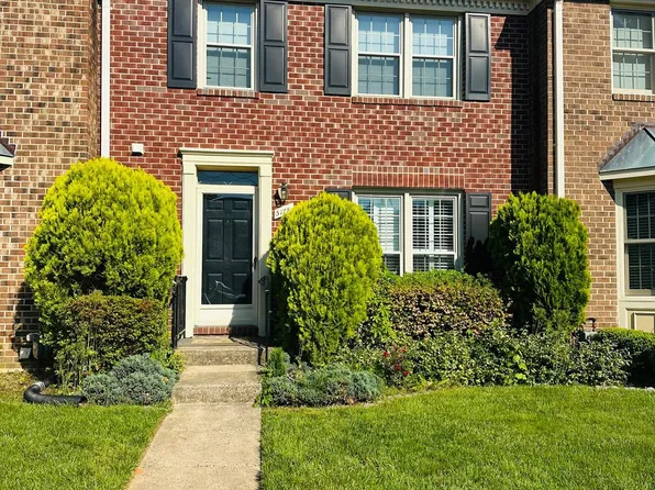 5178 Kimscott Ct, Annandale, VA 22003
