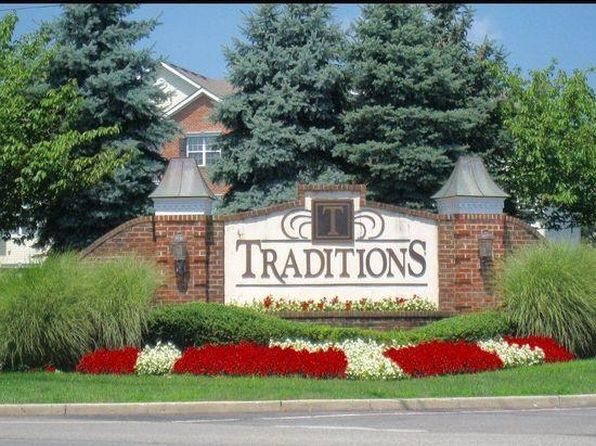 828 Dominick Ct #828
