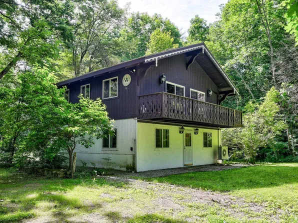 81 Intervale Lane, Bartlett, NH 03845