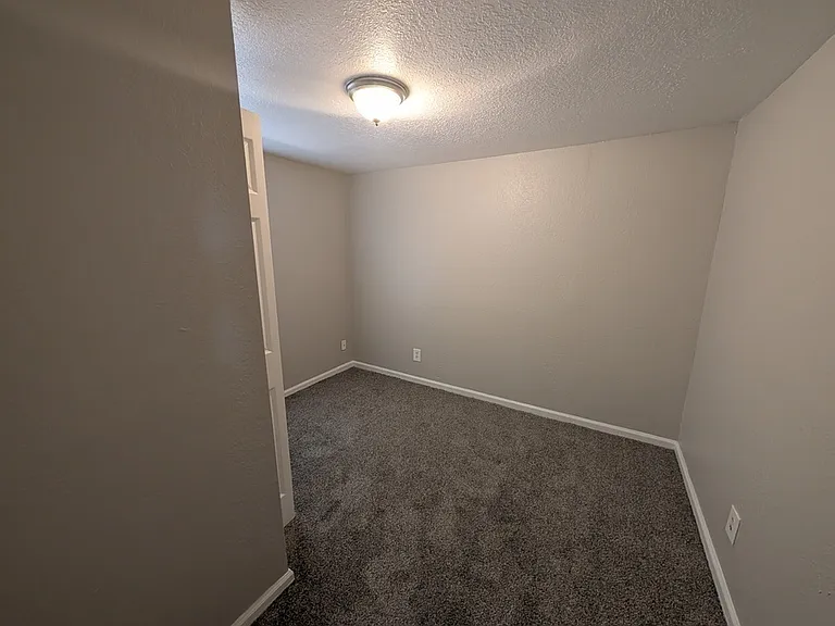 3705 E North Bay St — Photo 5