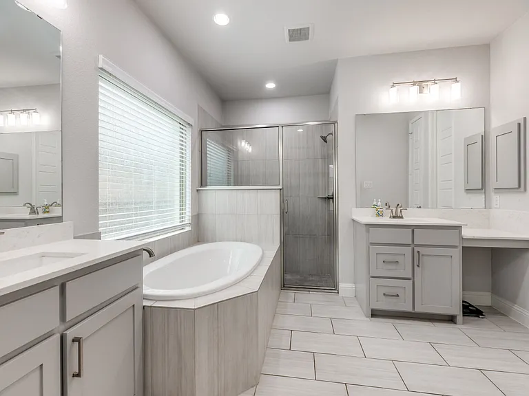 820 Manchester Ave — Photo 18