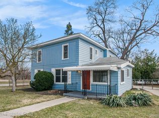 54 Division St, Oxford, MI 48371