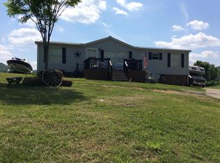 225 Hopewell Rd, Bradyville, TN 37026