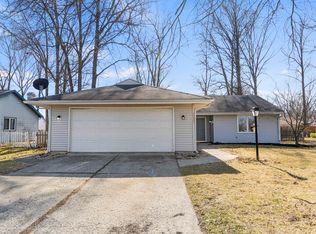 7833 Brookfield Dr, Fort Wayne, IN 46835