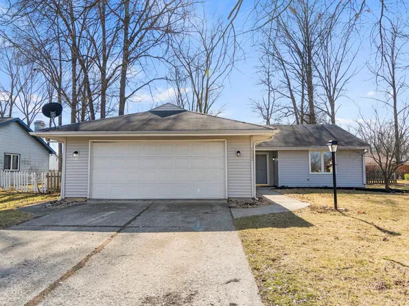 7833 Brookfield Dr, Fort Wayne, IN 46835