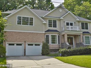 9122 Friars Rd, Bethesda, MD 20817