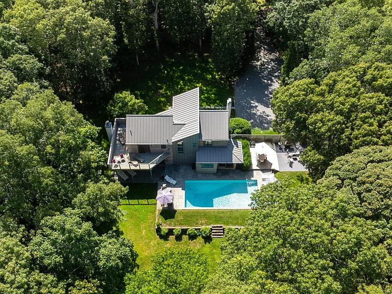 1 Woodcrest Dr — Photo 67