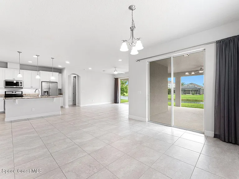 7440 Jazero Pl — Photo 11