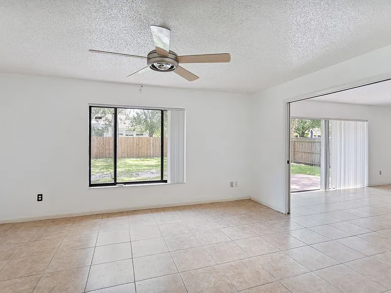 14907 Coldwater Ln — Photo 14