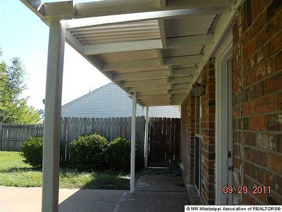 3rd image of 6338 Oak Leaf Dr