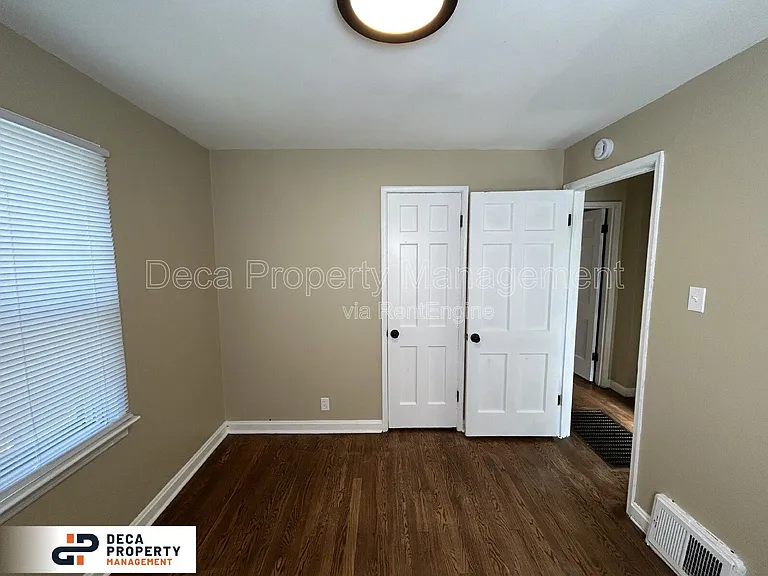 7749 Utica Dr — Photo 11