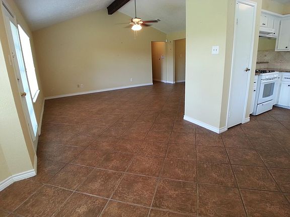 5th image of 3806 Edgefield Dr