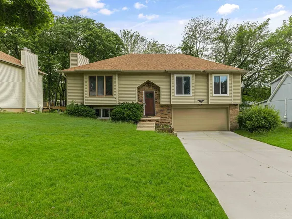 1788 NW 104th St, Clive, IA 50325