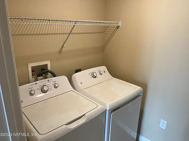 400 E Bay St #402 — Photo 70