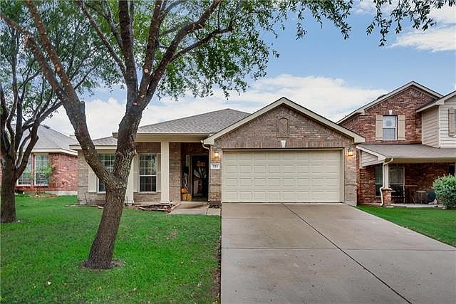 1st image of 712 Bamboo Dr