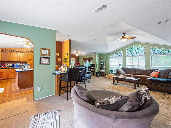 5th image of 5452 Regents Ave