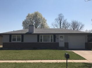 1805 Groveland St, Lincoln, NE 68521