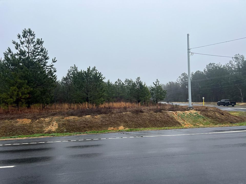 2nd image of 5260 Whiskey Rd