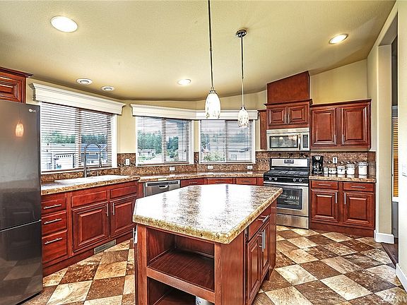 3rd image of 13803 20th Ave E #223