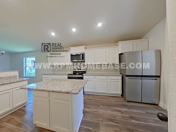 2nd image of 5137 Peach Dr