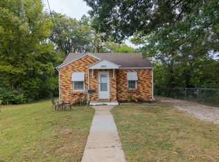 1010 Charles St, Columbia, MO 65201