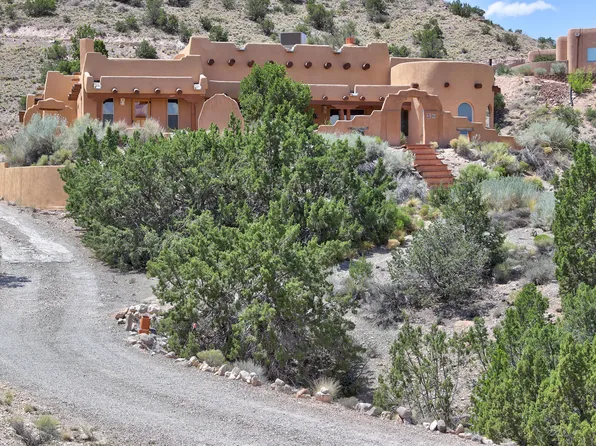 90 Homesteads Rd, Placitas, NM 87043