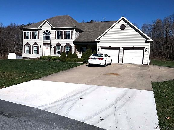 2nd image of 230 Laurel Dr