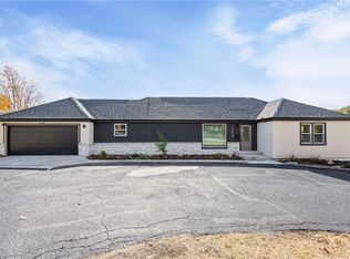 1309 W 100th Ter, Kansas City, MO 64114