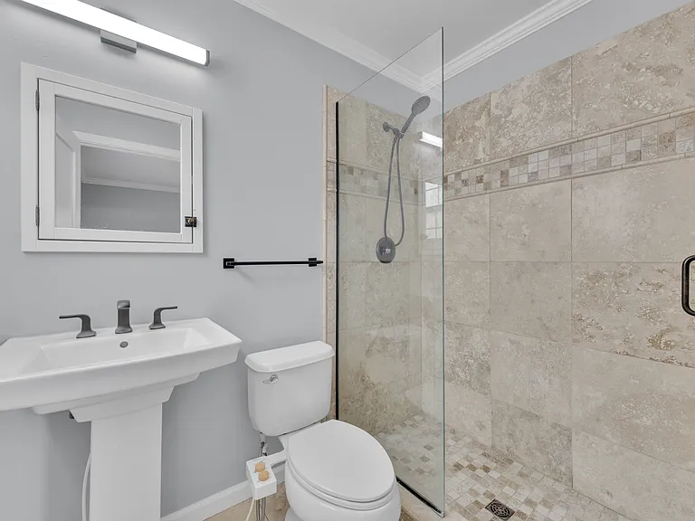 4587 Campus Ave — Photo 17