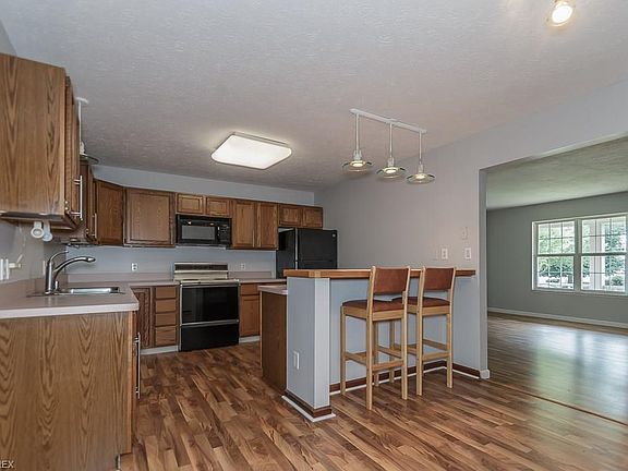 2nd image of 3469 Abbotts Mill Dr