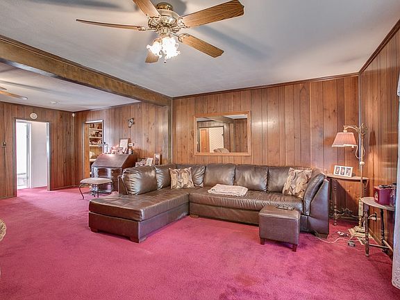 5th image of 1510 Villa View Dr