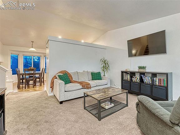 3rd image of 6553 Harvey Ln